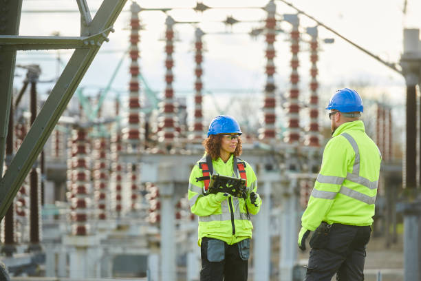 Best Affordable Emergency Electrician  in Dulles Town Center, VA